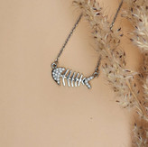 گردنبند نقره طرح تیغ ماهی