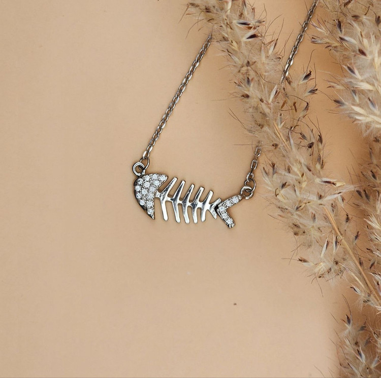 گردنبند نقره طرح تیغ ماهی