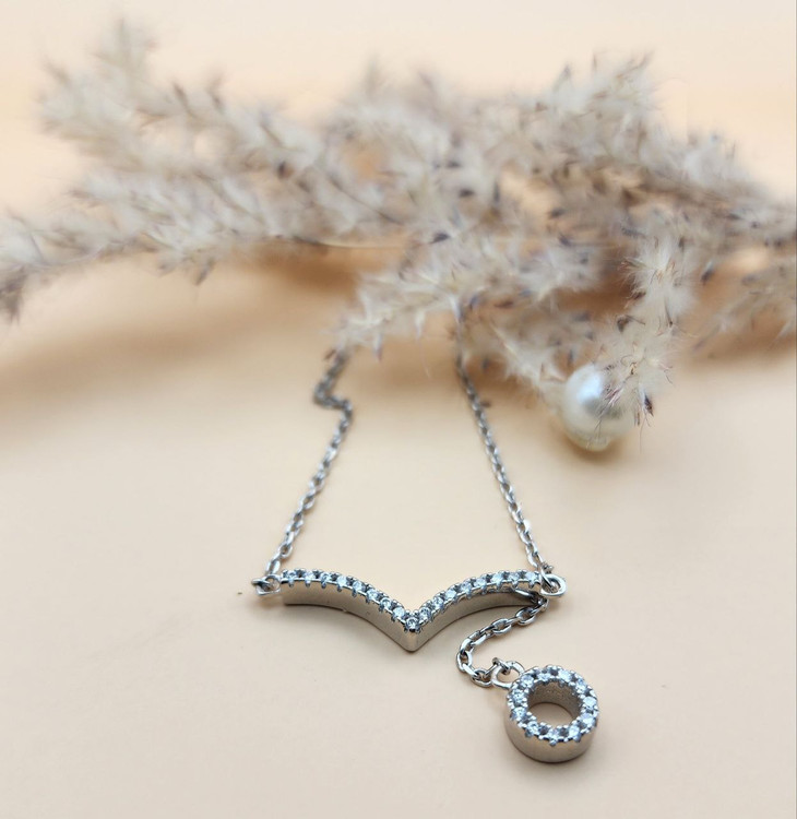 گردنبند سون با آویز نگیندار