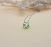 گردنبند نقره مدل سواروسکی طرح مکعب سبز