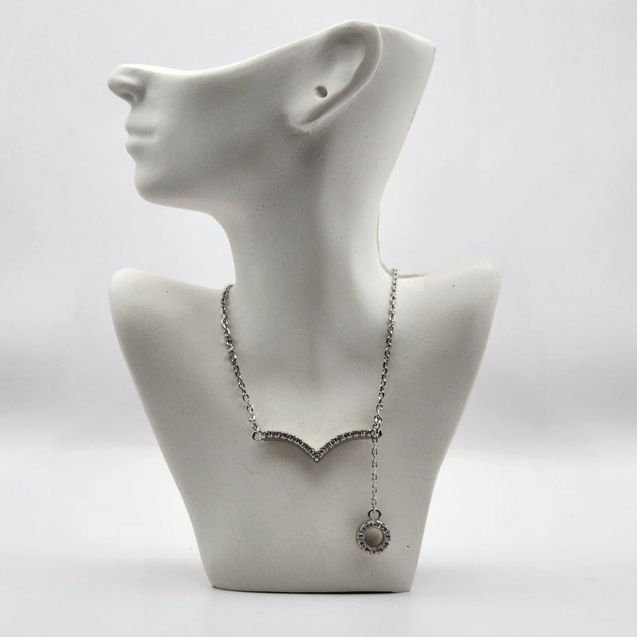 گردنبند سون با آویز نگین‌دار