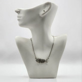 گردنبند نقره طرح تیغ ماهی