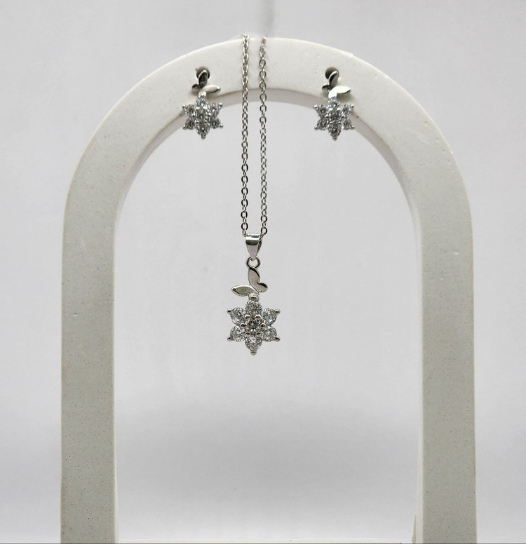 نیم ست زنانه ایتالیایی طرح گل برجسته