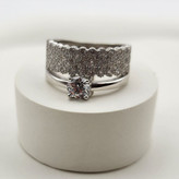 ست دو حلقه (انگشتر اصلی + رینگ نگینکاری شده)